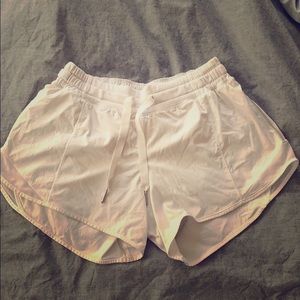 Lululemon Hotty hott hott short